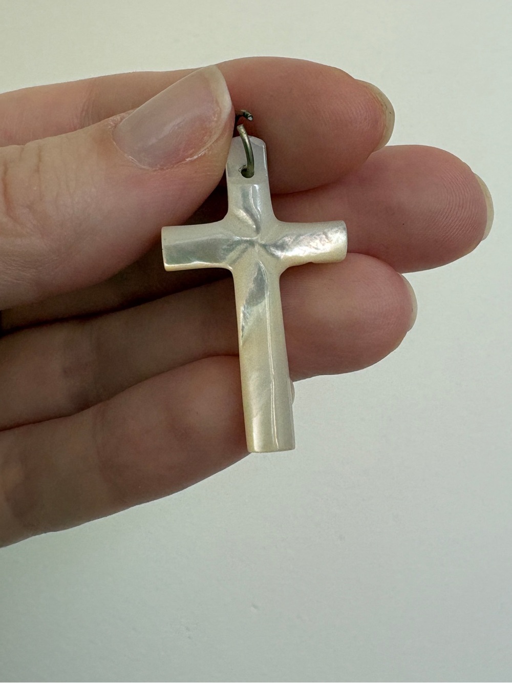 VTG Mother of Pearl Cross Pendant